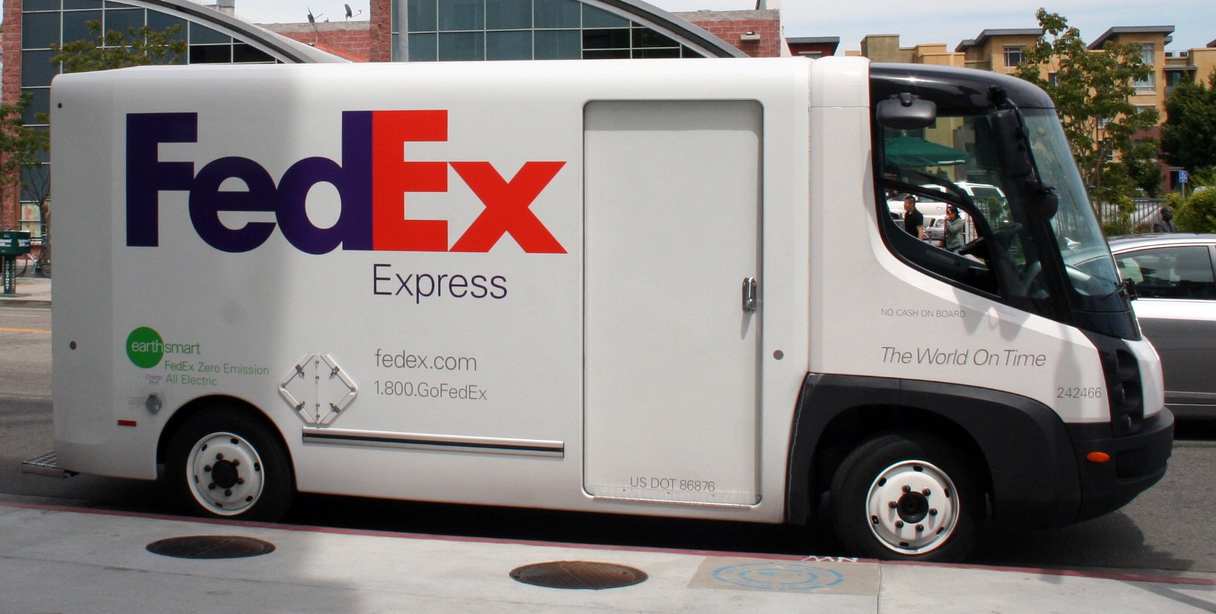 Modec_FedEx_Truck_LA